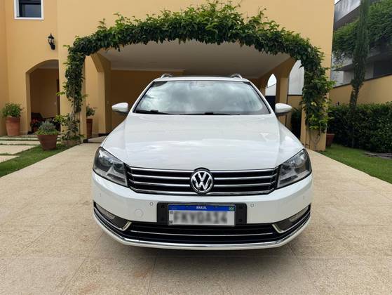 VOLKSWAGEN PASSAT 2.0 TSI HIGLHINE VARIANT GASOLINA 4P AUTOMATIZADO VOLKSWAGEN PASSAT 2.0 TSI HIGLHINE VARIANT GASOLINA 4P AUTOMATIZADO